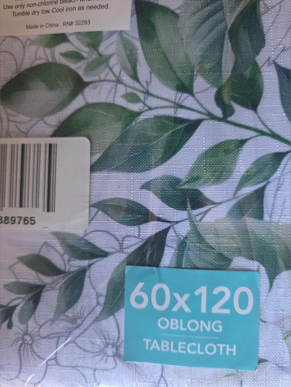 Elrene Home Fashions Hydrangea Bloom Floral Double Border Tablecloth  Multi  60